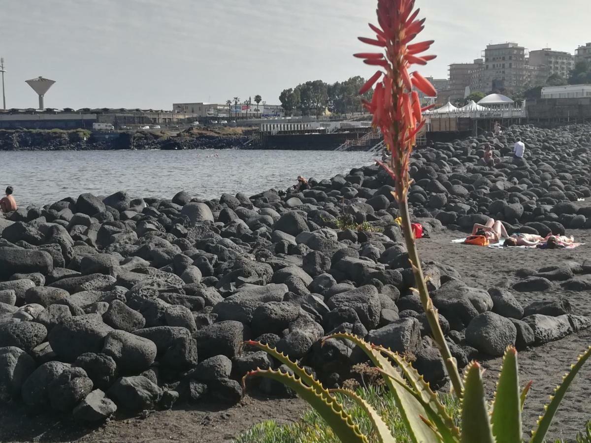 Appartamento Sabbia Dell' Etna Catania Exterior photo