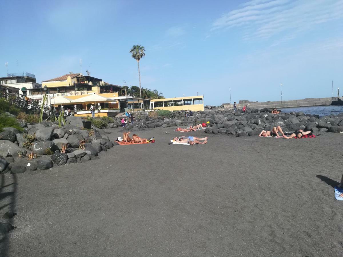 Appartamento Sabbia Dell' Etna Catania Exterior photo